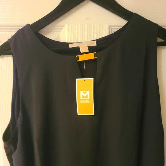 Black Swing Tank Top - Picture 1 of 9